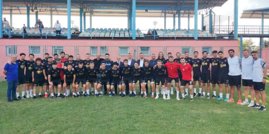 Gölcükspor sezonu açtı