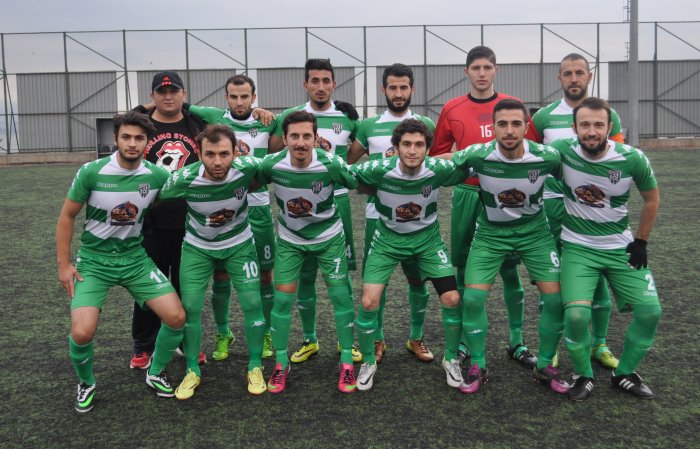 ÇEŞME 4 KÖŞE : 4-0