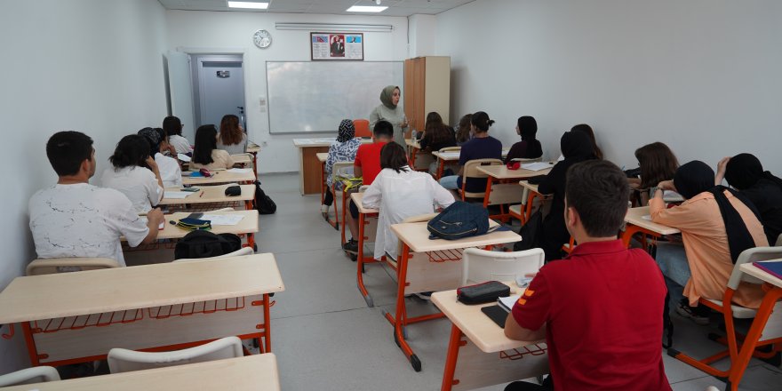 117 öğrenci üniversiteye yerleşti