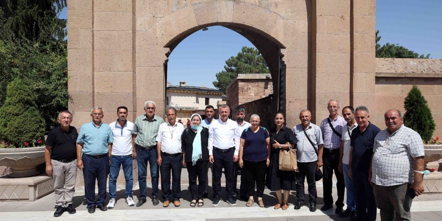 Büyükakın, Hacı Bektaş Veli Hazretlerinin huzuruna çıktı