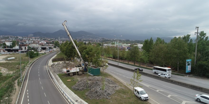 Üstgeçidin yapımına başlandı