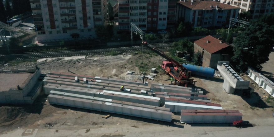 Tramvay Hattı’nda  çelik kirişler montaja hazırlanıyor