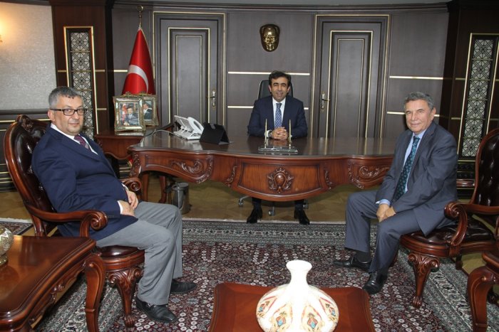 Çolakoğlu’ndan valiye ziyaret