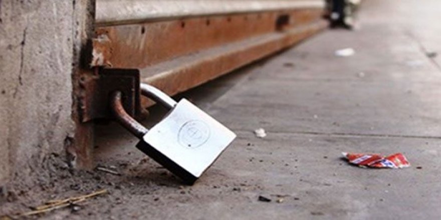 Her ay 7 bin 500 esnaf kepenk indiriyor