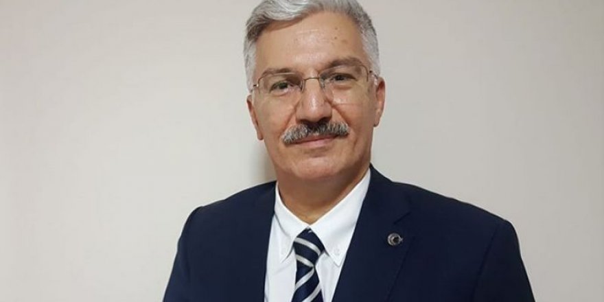 Özak, “Yanlışlarda ısrar ediliyor”