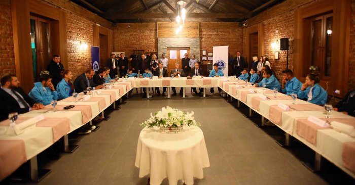 Başarılı sporcular buluştu