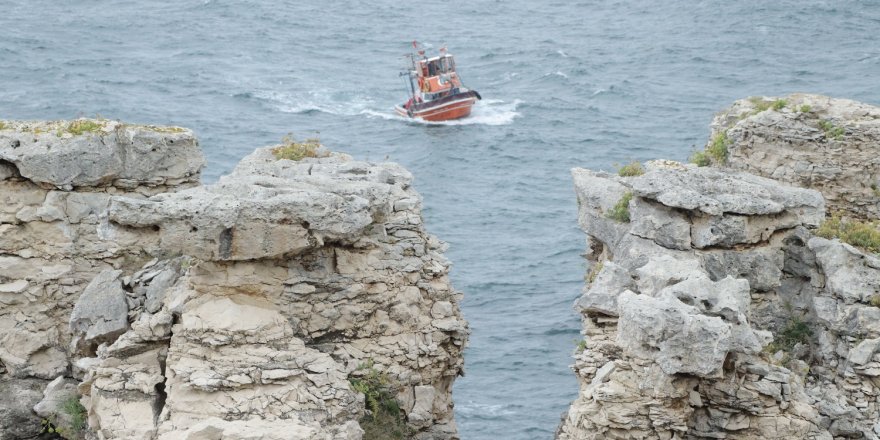 Balıkçı teknesi battı: 1 kişi kayıp
