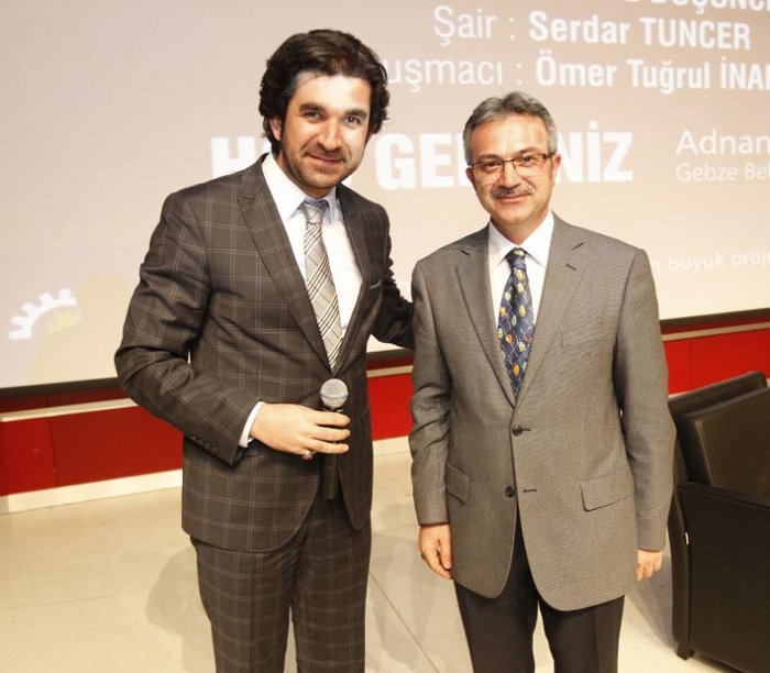 Şiir resitaline davet var