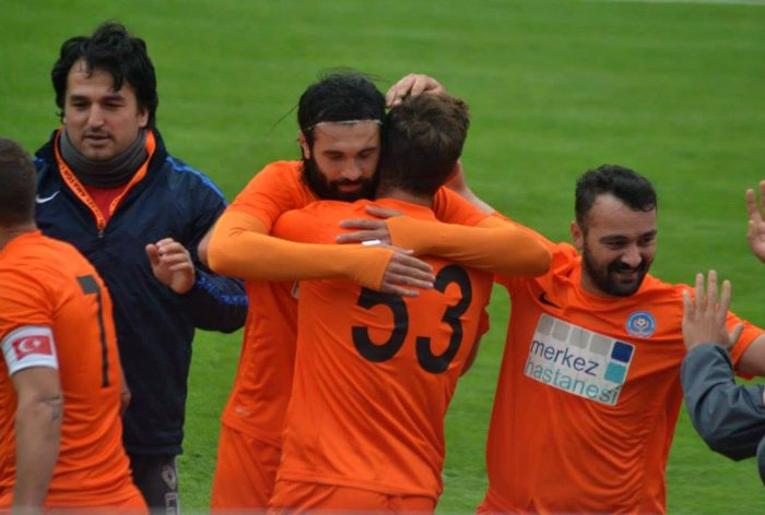 SULTANORHANSPOR’DA NEŞELİ İDMAN