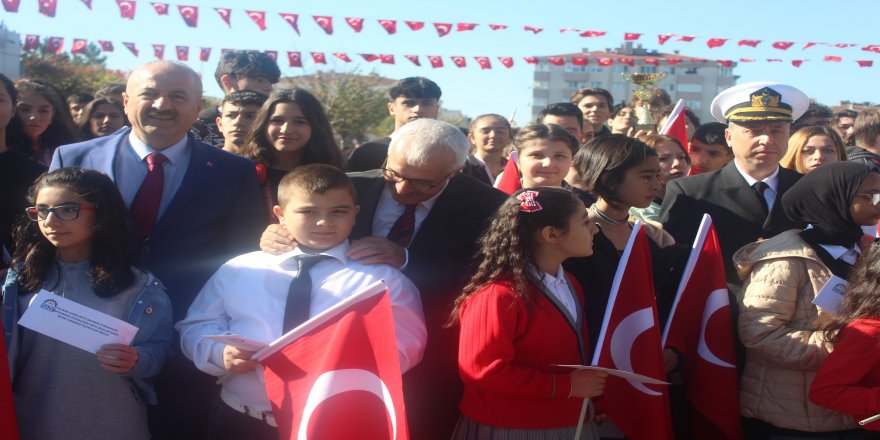 Kirazpınar sildi süpürdü