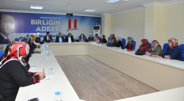 Şeker AKP’li kadınların konuğu oldu