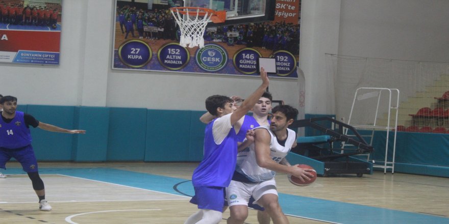 Nazilli’yi Nazilli’de deviren ÇESK zirvede tek başına