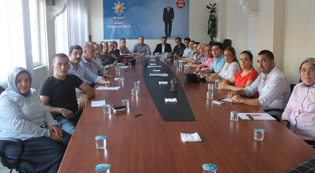AKP Gebze SKM ilk toplantısını yaptı