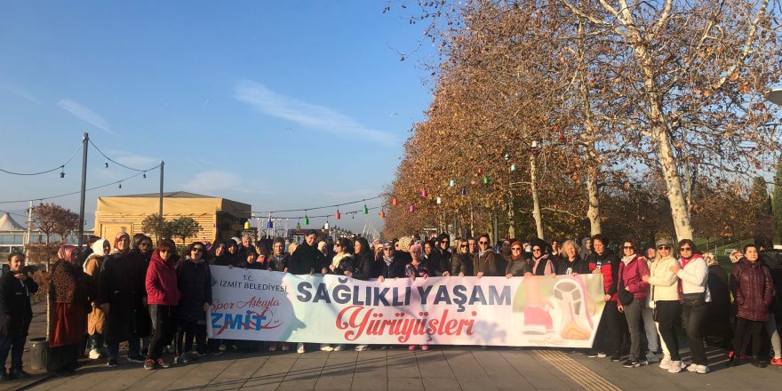 Sağlıklı yaşam yürüyüşlerini sürdürüyor