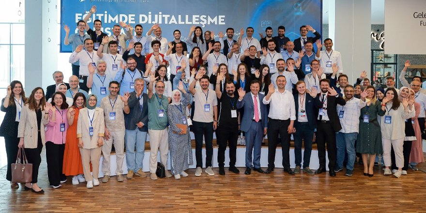 Eğitimin geleceği dijitalleşmeden geçiyor