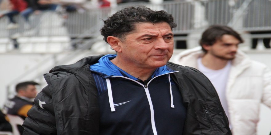 Bizimkisi bir aşk hikâyesi Mor beyaz film gibi biraz!