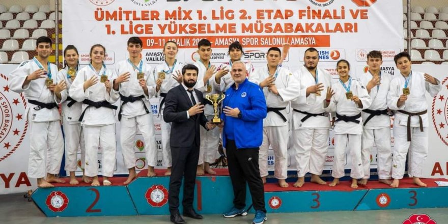 Kağıtsporlu judoculardan yeni rekor