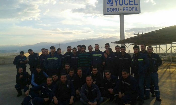 İşçilerden oturma eylemi