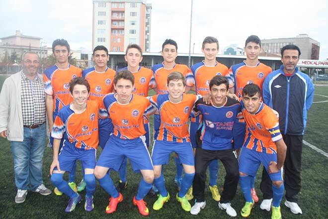 SULTAN ALTYAPISIYLA GÜLÜYOR