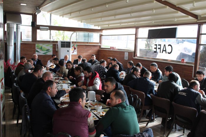 Emniyet esnafla kahvaltı yaptı