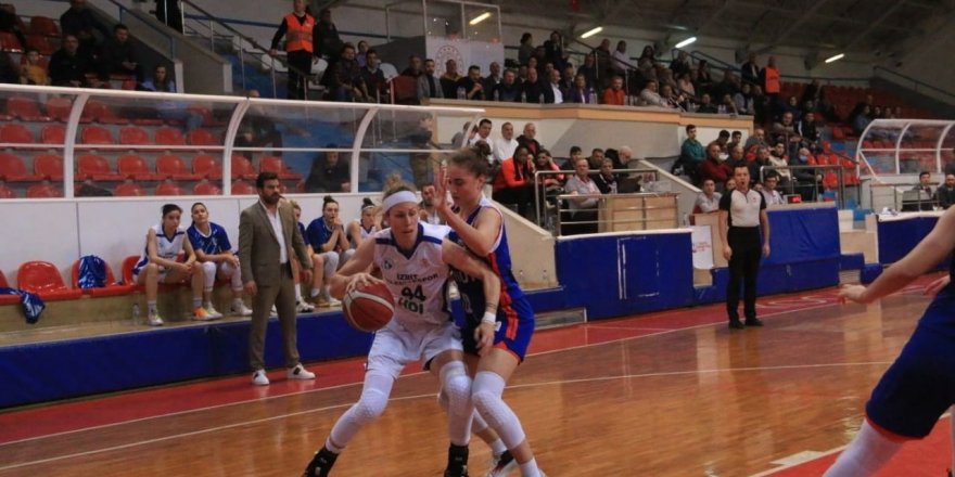 Periler hız kesmiyor: 93-81