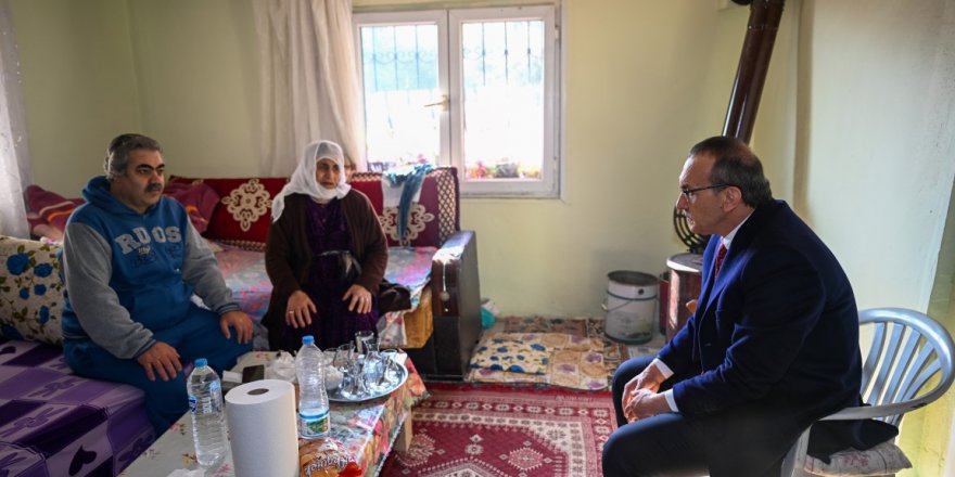 Vali Yavuz’dan hane ziyaretleri