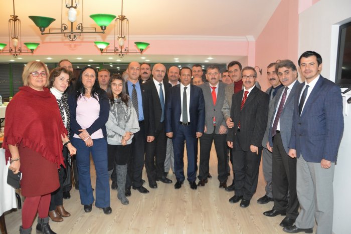 Evlendirme memurları Dilovası’nda bir araya geldi