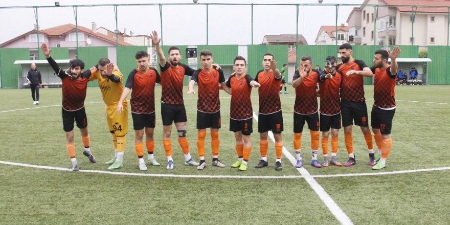 Şampiyonluk son maça kaldı