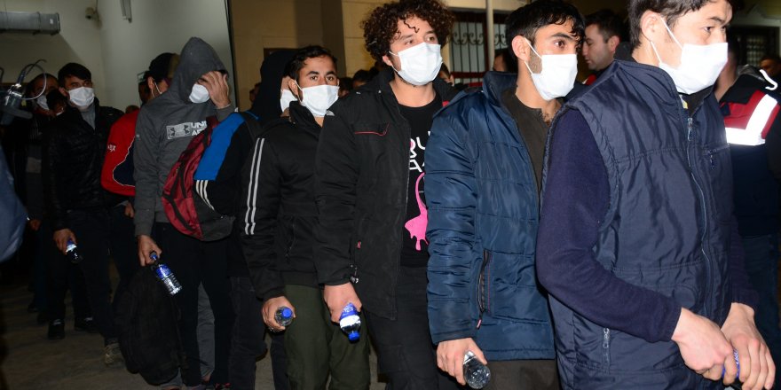 31 kaçak göçmen sınır dışı edildi