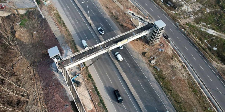 Emniyet Müdürlüğü üstgeçidi bitiyor