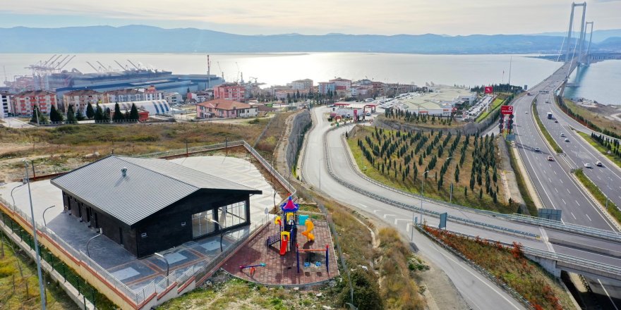 Köprü manzaralı kafeterya tamam