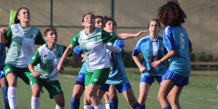 Kadın FK’nın yüzü gülmedi 1-3