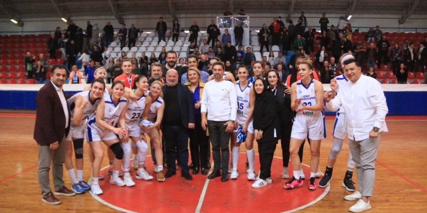 Periler, 8’de 8 yaptı: 86-78