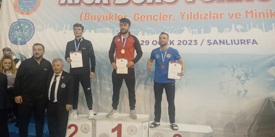 Kick Boks turnuvasına Çayırova damgası