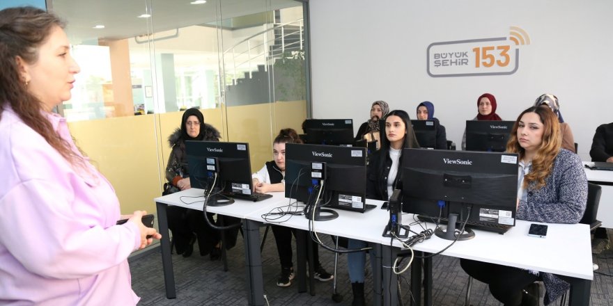 USTAM’dan müşteri temsilcilerine eğitim