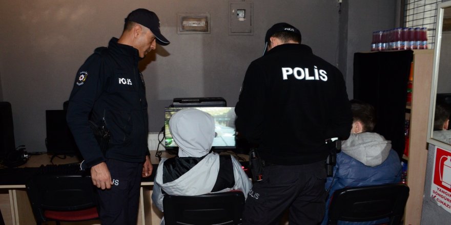 Okul çevrelerinde yapılan denetimde göz açtırılmadı