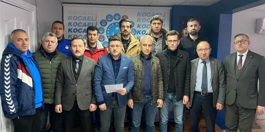 Kamu-Sen depremzedeler için hareket başlattı