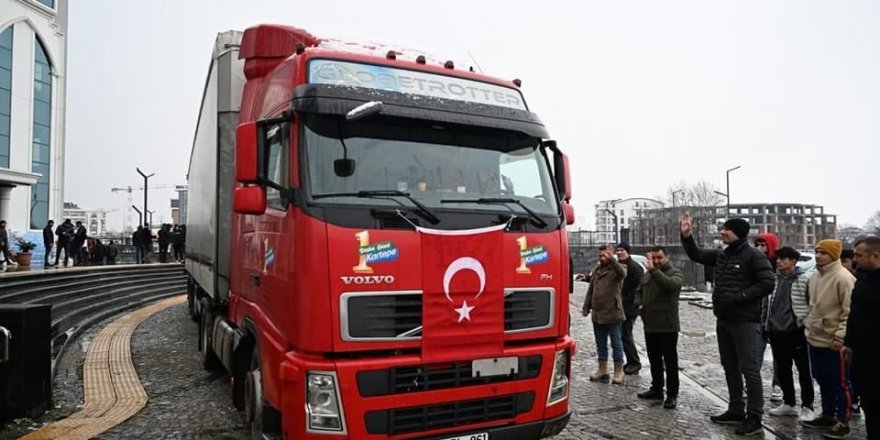 Deprem bölgesine 420 tır ve 116 iş makinesi gönderildi