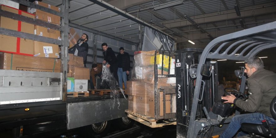 Kocaeli’den deprem bölgesine yardım yağdı!