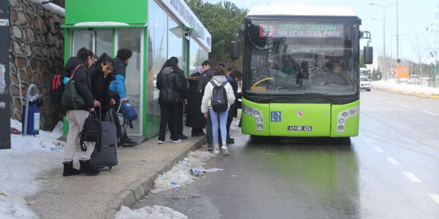 Kocaeli’deki yurtlara depremzedeler yerleştiriliyor