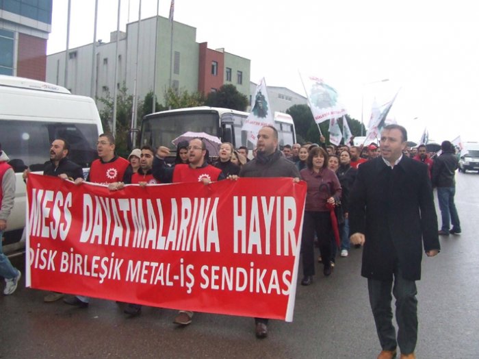 Metal işçileri eyleme hazırlanıyor