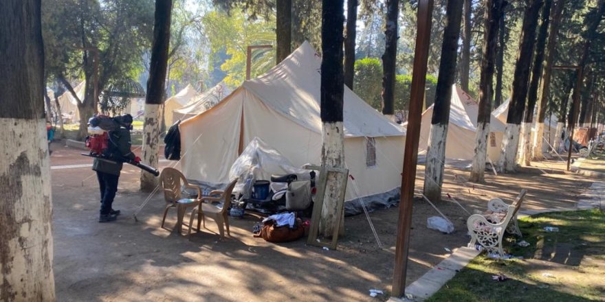 Büyükşehir, deprem bölgesinde salgın riskine karşı önlem alıyor