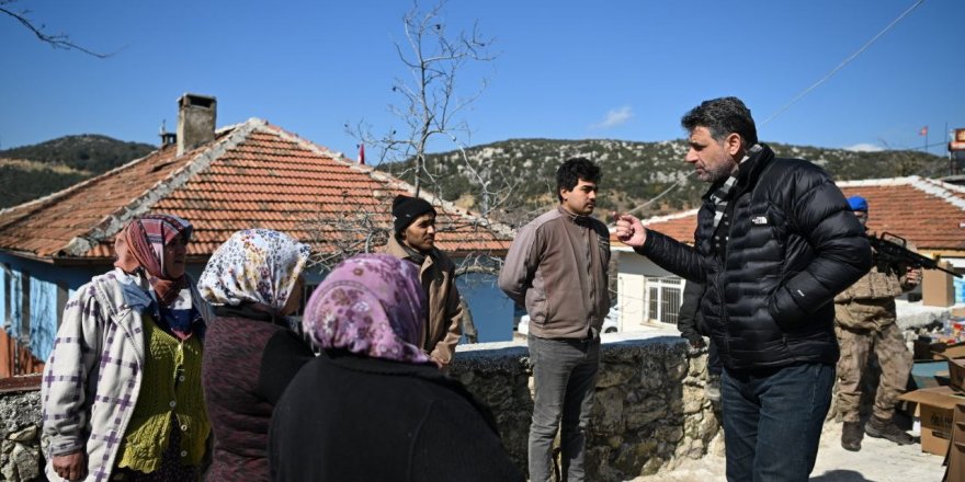 Defne'de yaralar sarılıyor