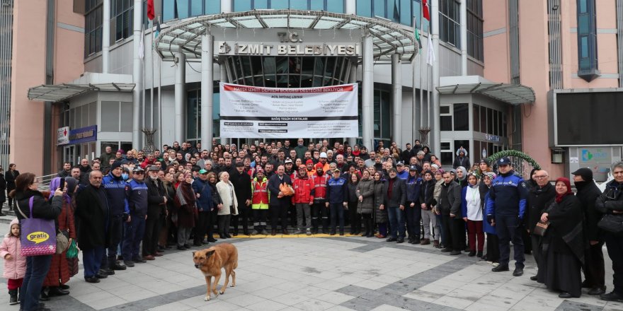 İZBAK ekipleri alkışlarla karşılandı