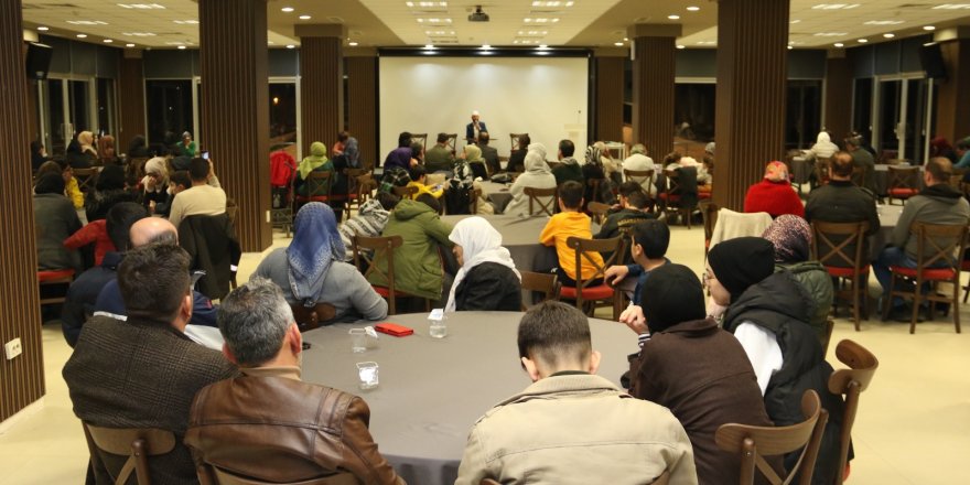 Miraç Kandilinde depremzedeler ile birlikte dualar edildi