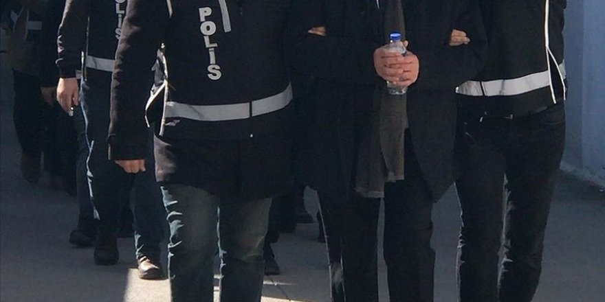 Depremlerde yıkılan binalarla ilgili 131 kişi tutuklandı