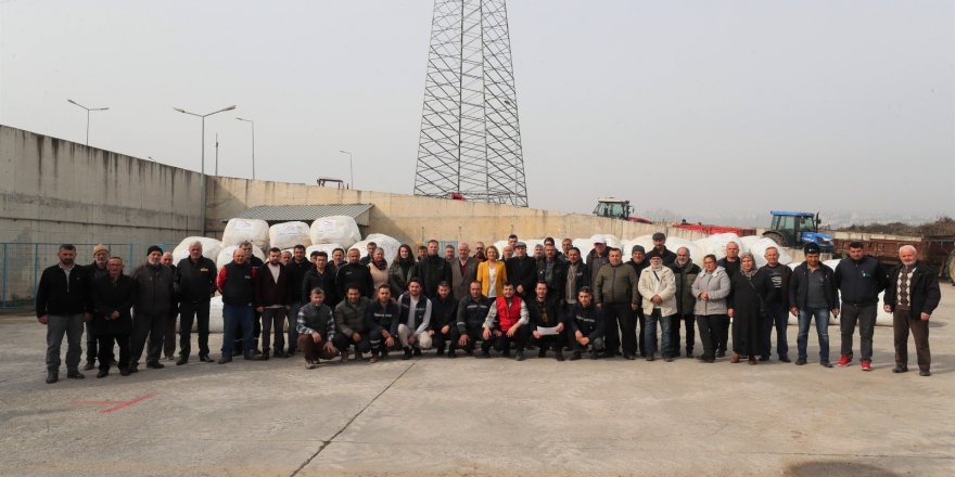 Çiftçiler dayanışmanın en güzel örneğini sergiledi