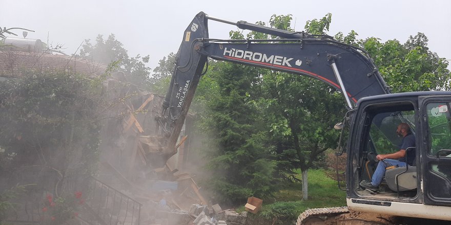 Kaçak yapıya beton yasağı