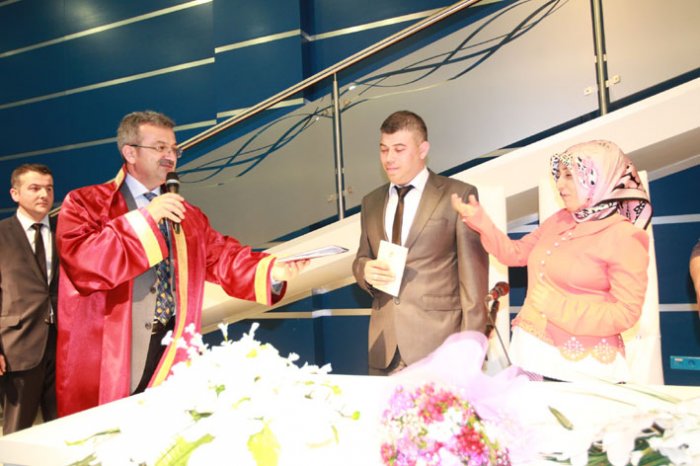 Gebze’de mutluluğa 2 bin 630 ‘EVET’