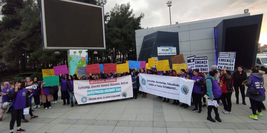 Kadınlar 8 Mart’ı meydanlarda karşıladı